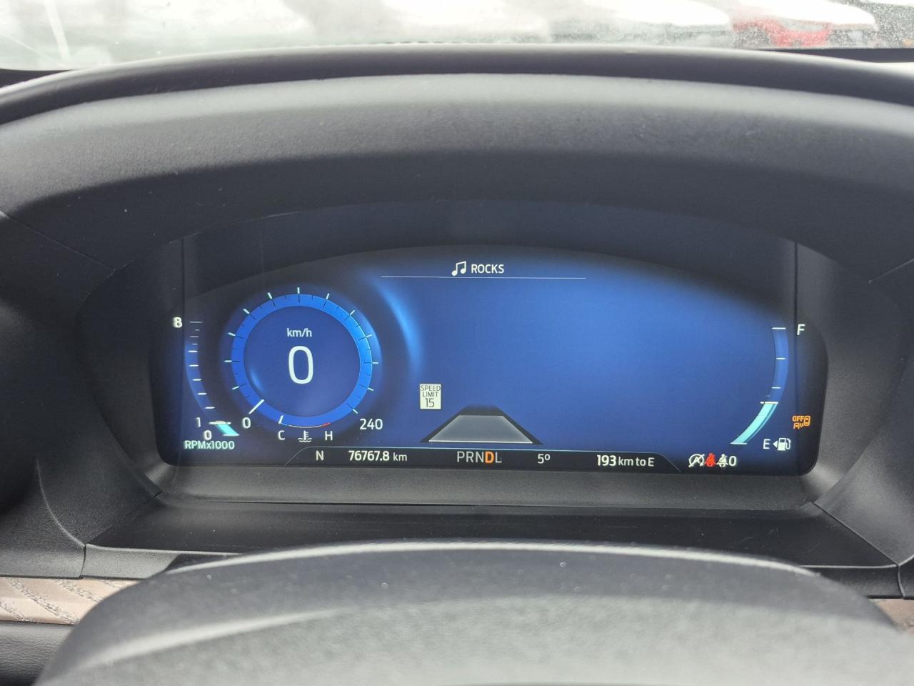 2022 Ford Explorer PLATINUM, LOCAL TRADE, 21" RIMS, REMOTE START! Photo