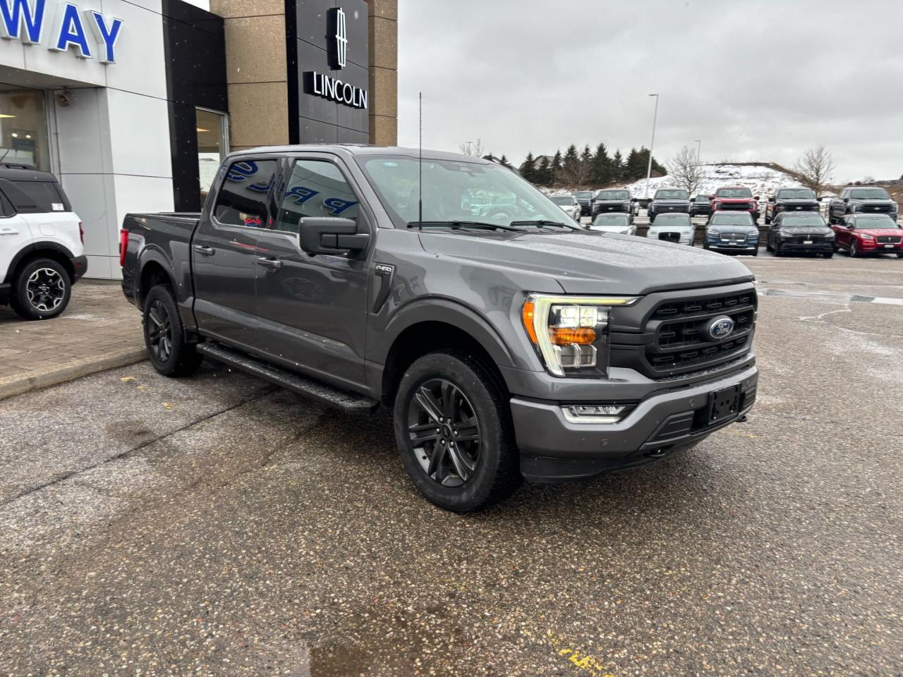 2023 Ford F-150 LOCAL TRADE, SPORT, 20" RIMS, HEATED SEATS! Photo2