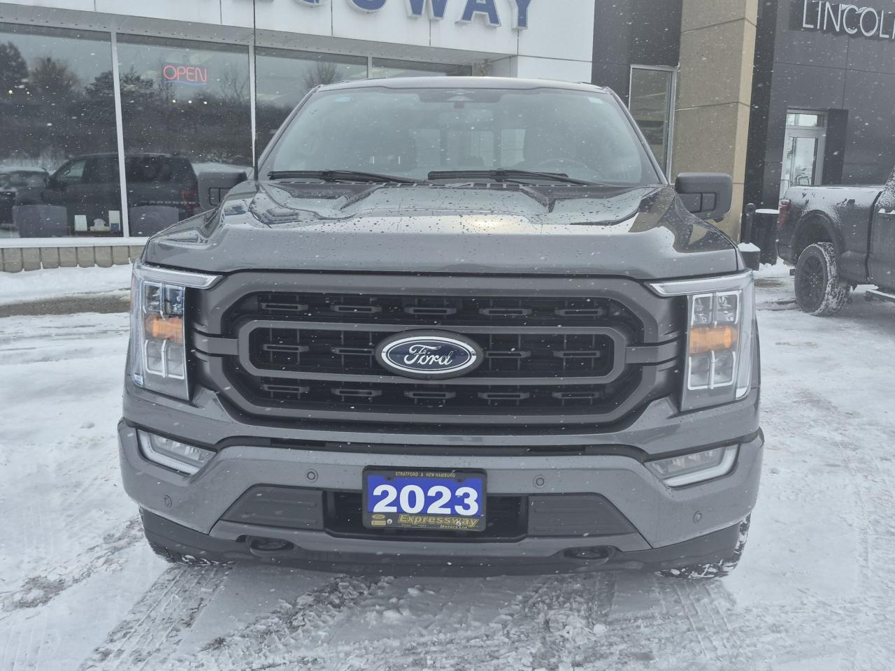 2023 Ford F-150 LOCAL TRADE, SPORT, 20" RIMS, HEATED SEATS! Photo3