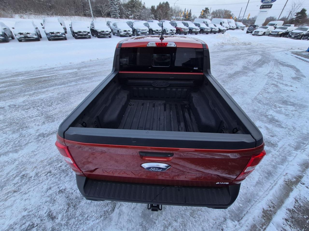2022 Ford Maverick XLT, AWD, CREW, FX4 PACKAGE, LOCAL TRADE! Photo