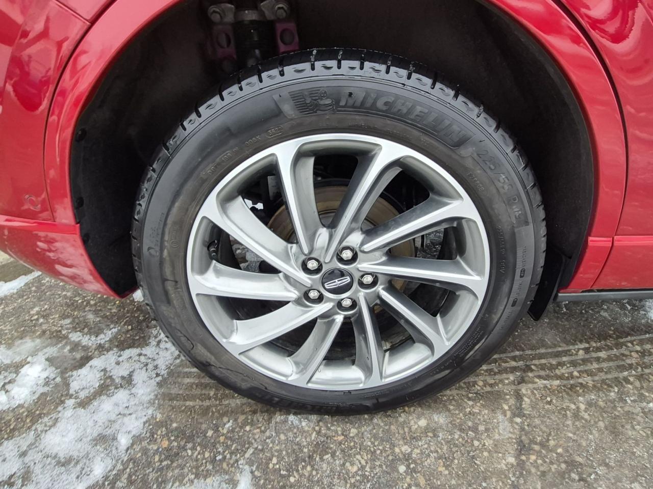 2022 Lincoln Corsair GRAND TOURING, HYBRID, HEATED STEERING WHEEL! Photo