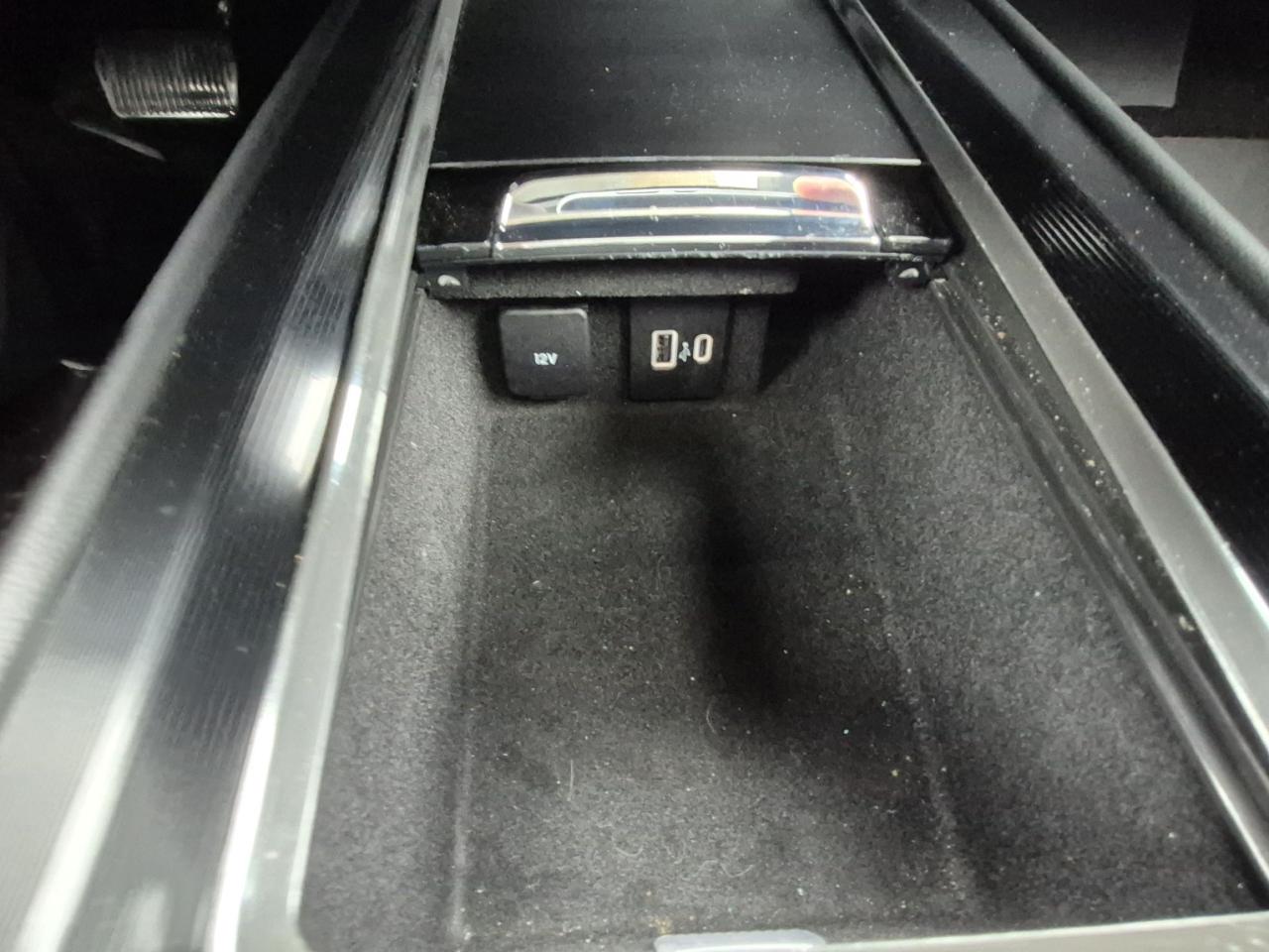 2022 Lincoln Corsair GRAND TOURING, HYBRID, HEATED STEERING WHEEL! Photo