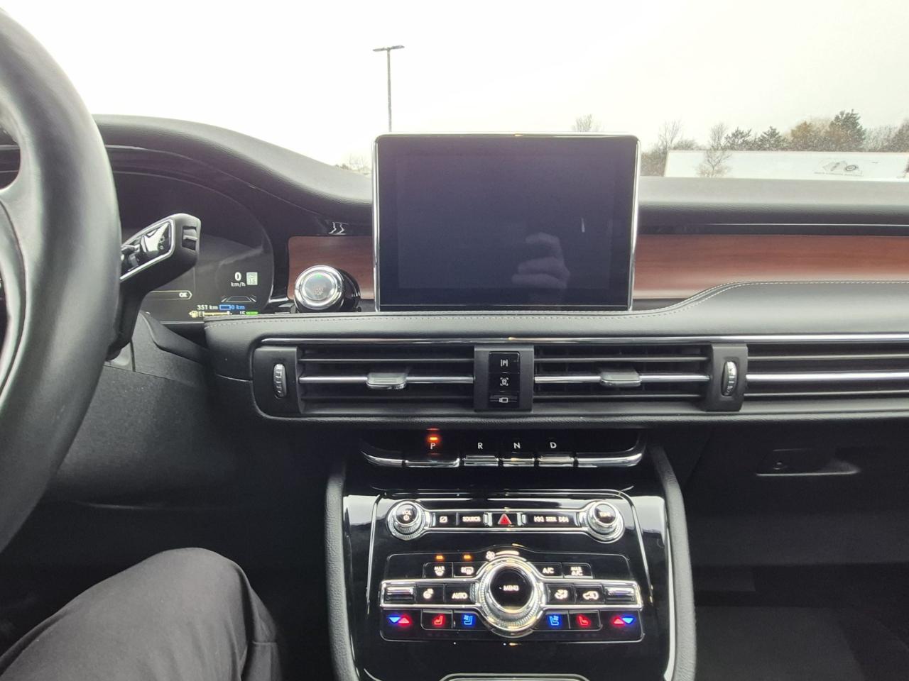 2022 Lincoln Corsair GRAND TOURING, HYBRID, HEATED STEERING WHEEL! Photo