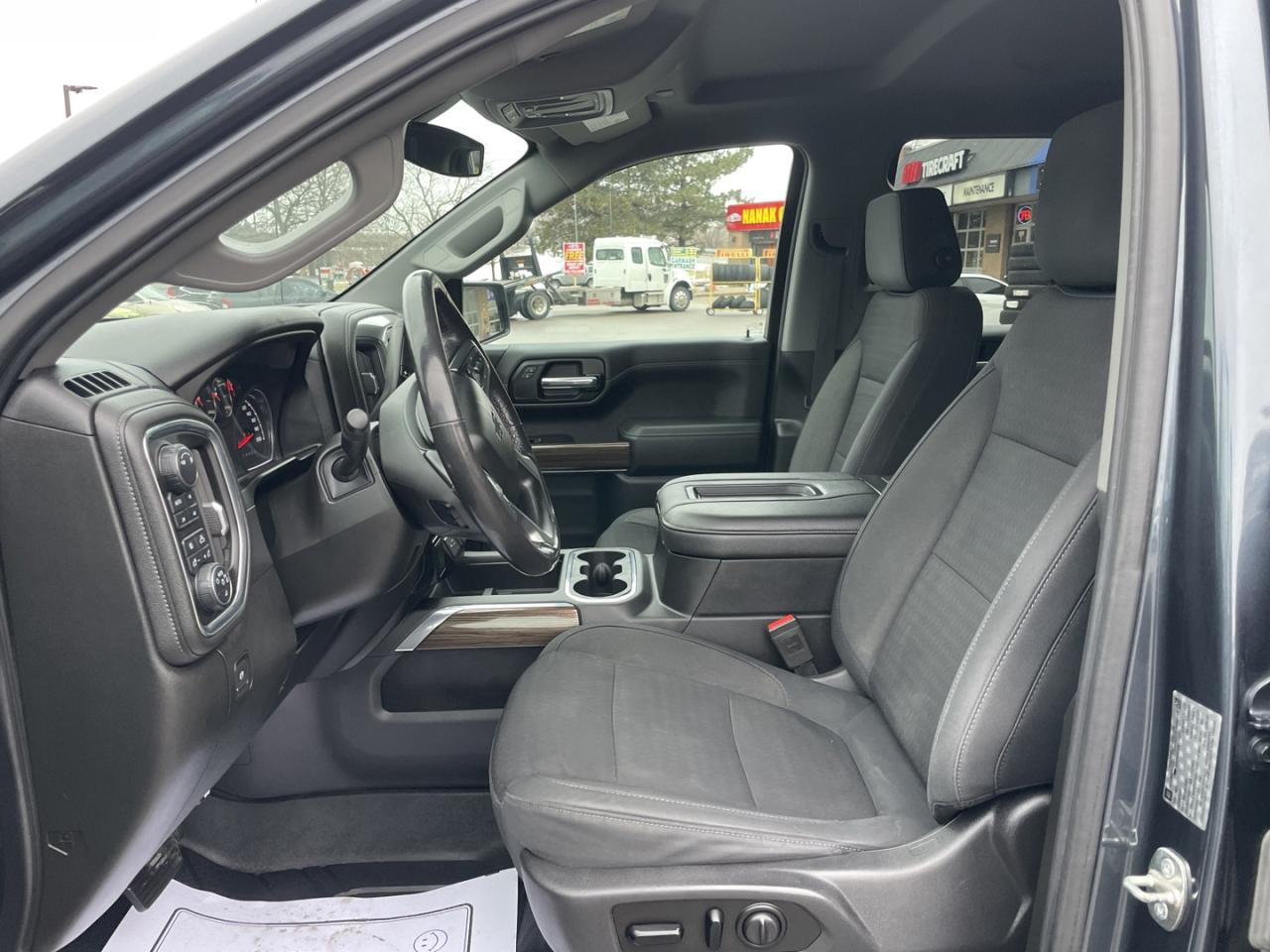 2019 Chevrolet Silverado 1500 LT Trail Boss Crew Cab 4WD *28 Srvc Records Photo