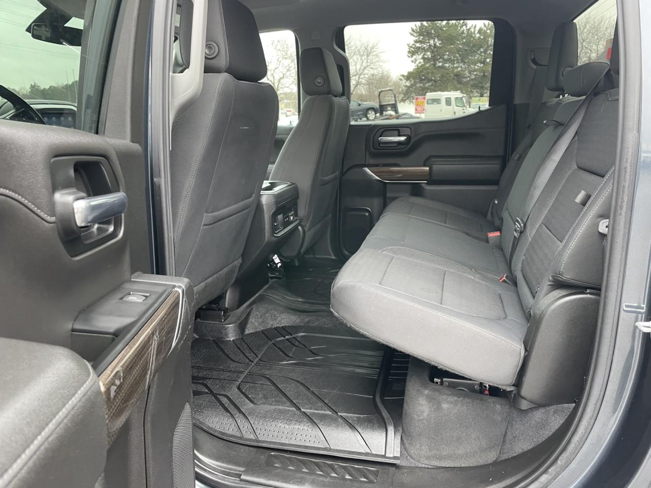 2019 Chevrolet Silverado 1500 LT Trail Boss Crew Cab 4WD *28 Srvc Records Photo