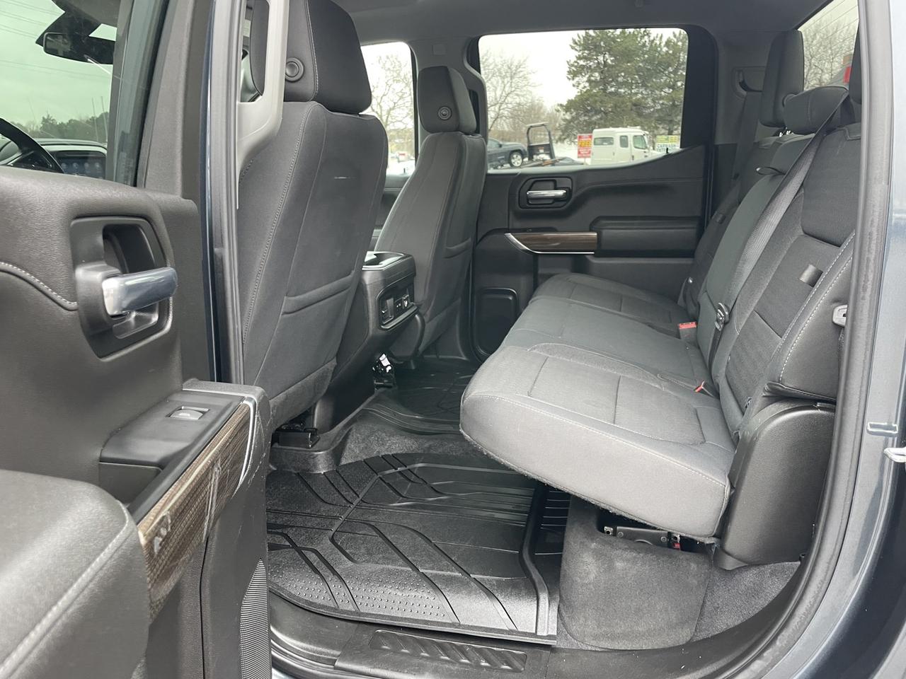 2019 Chevrolet Silverado 1500 LT Trail Boss Crew Cab 4WD *One  Owner Photo