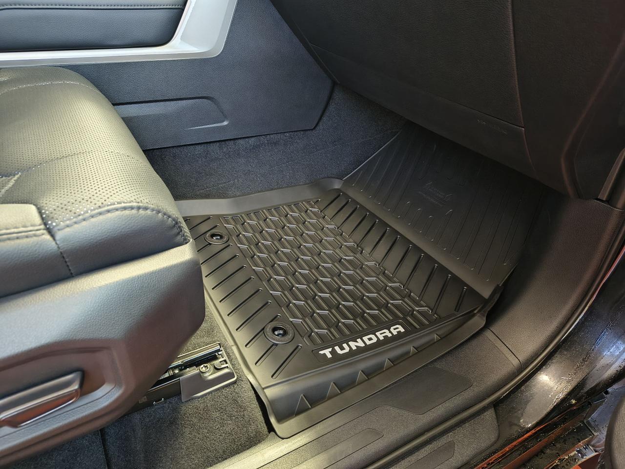 2023 Toyota Tundra 4x4 Crewmax Limited TRD Off Road Photo0