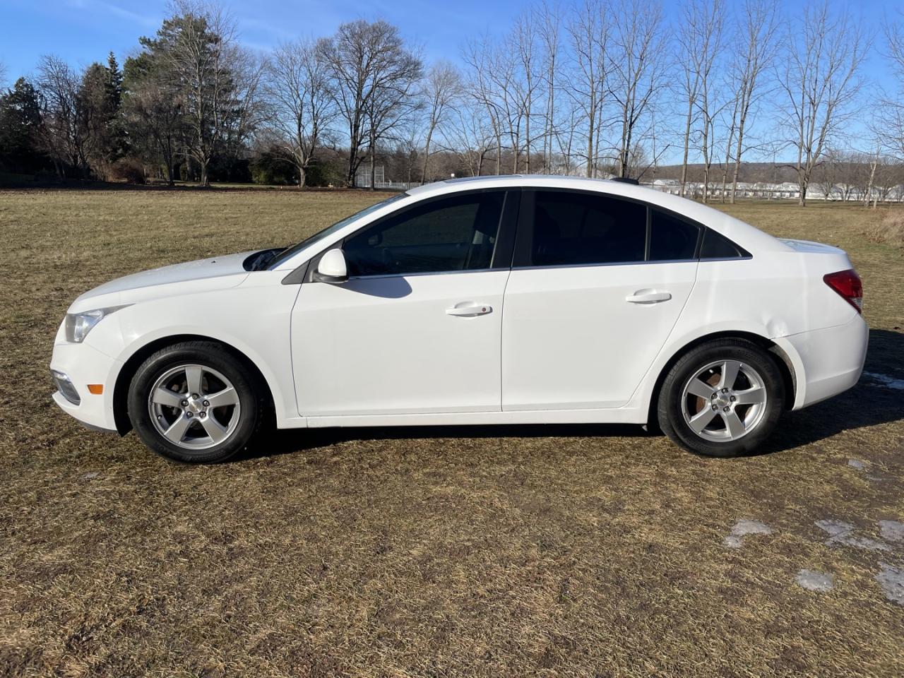 2016 Chevrolet Cruze Limited 2LT *Leather/sunroof Photo2