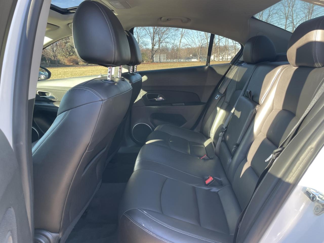 2016 Chevrolet Cruze Limited 2LT *Leather/sunroof Photo