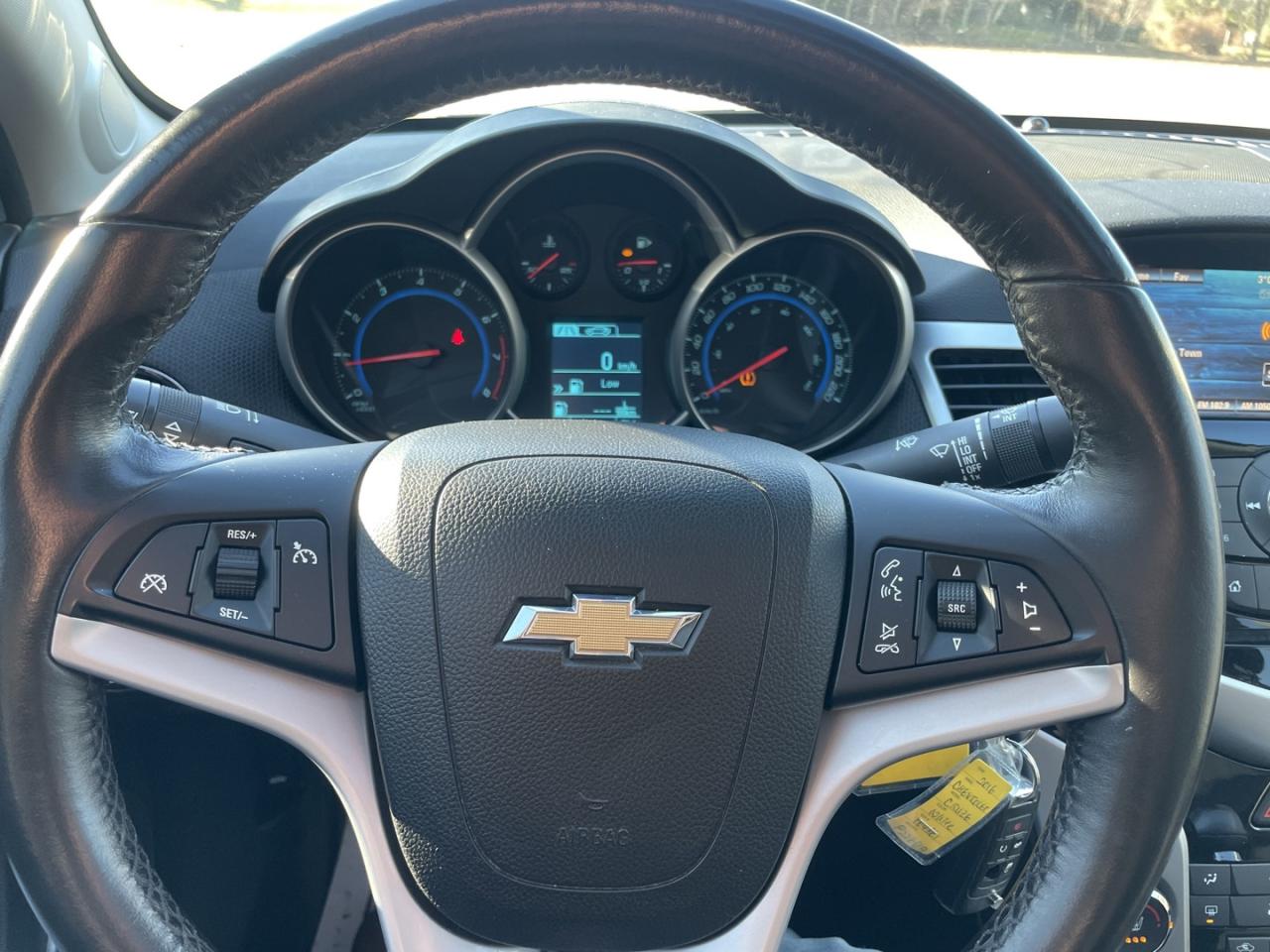 2016 Chevrolet Cruze Limited 2LT *Leather/sunroof Photo