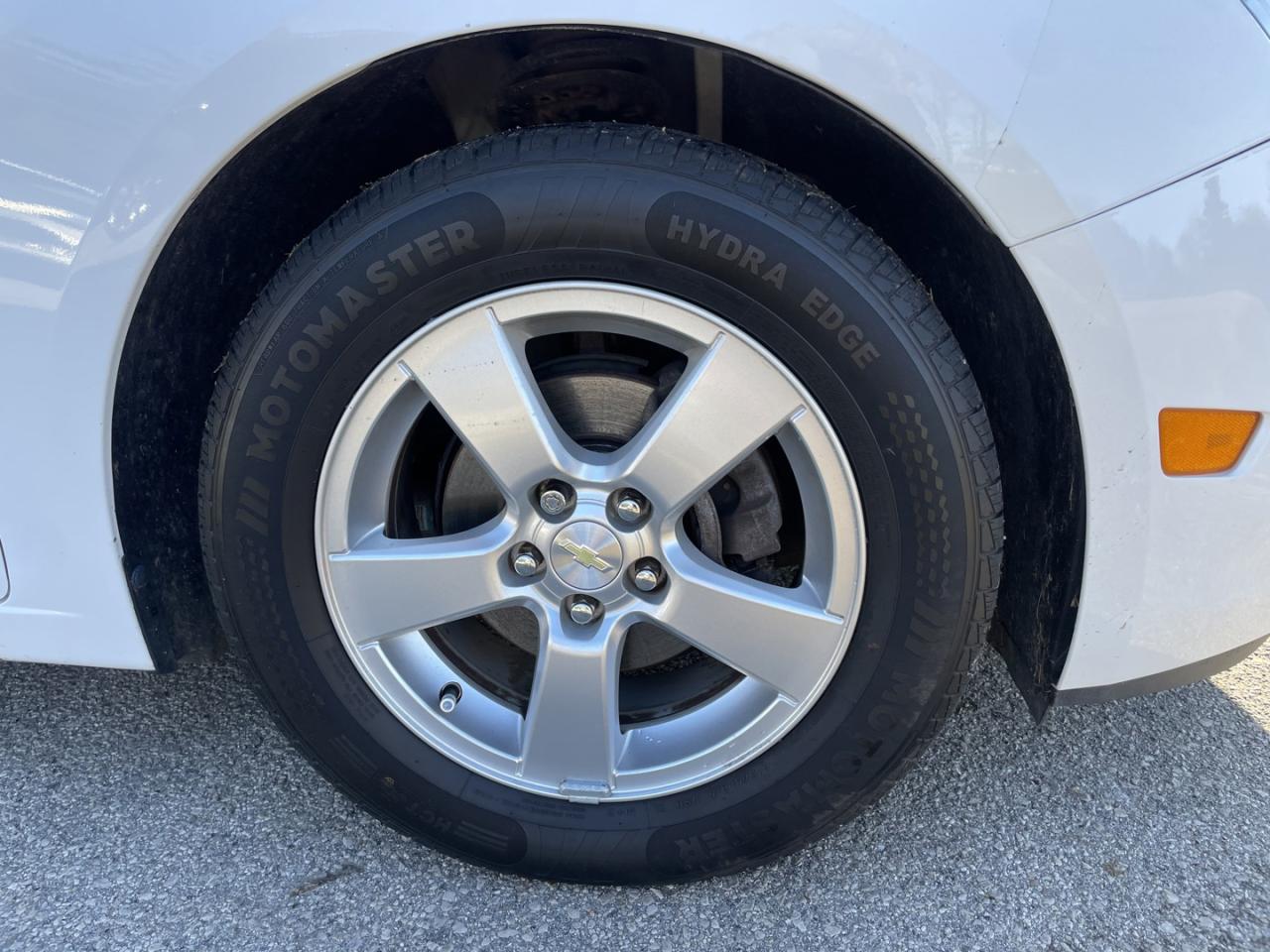 2016 Chevrolet Cruze Limited 2LT *Leather/sunroof Photo