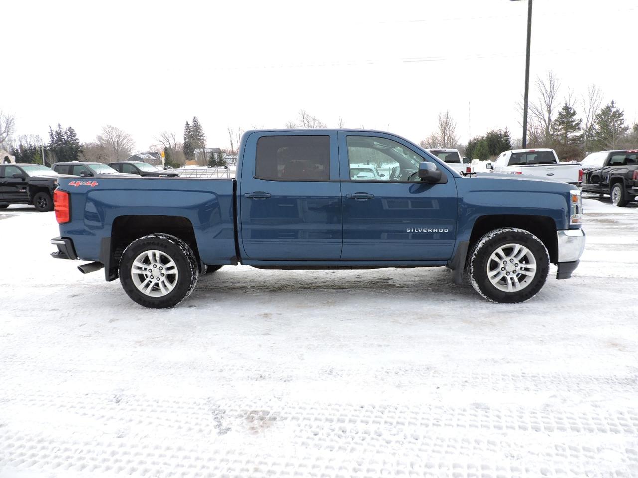 2017 Chevrolet Silverado 1500 LT Photo