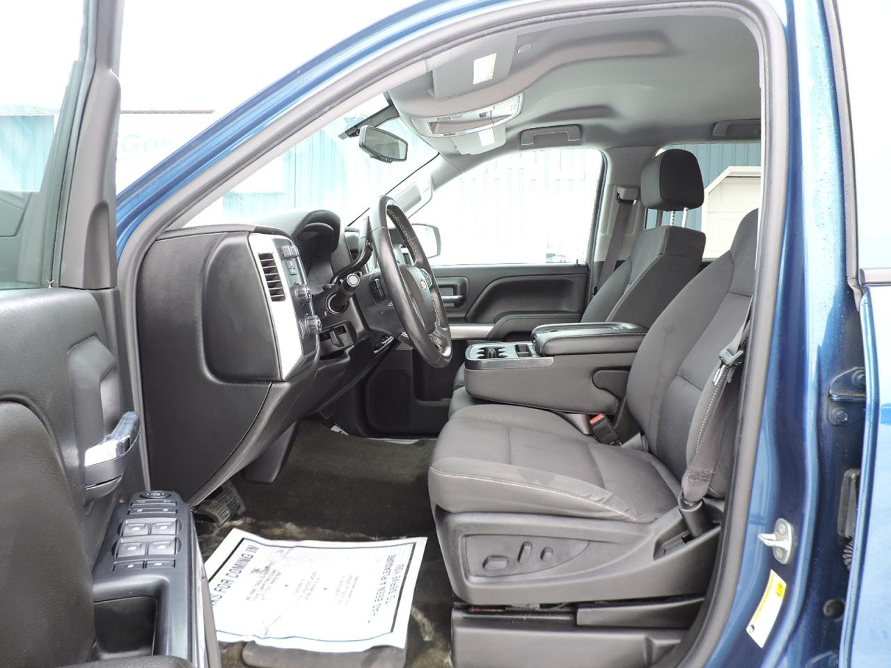 2017 Chevrolet Silverado 1500 LT Photo