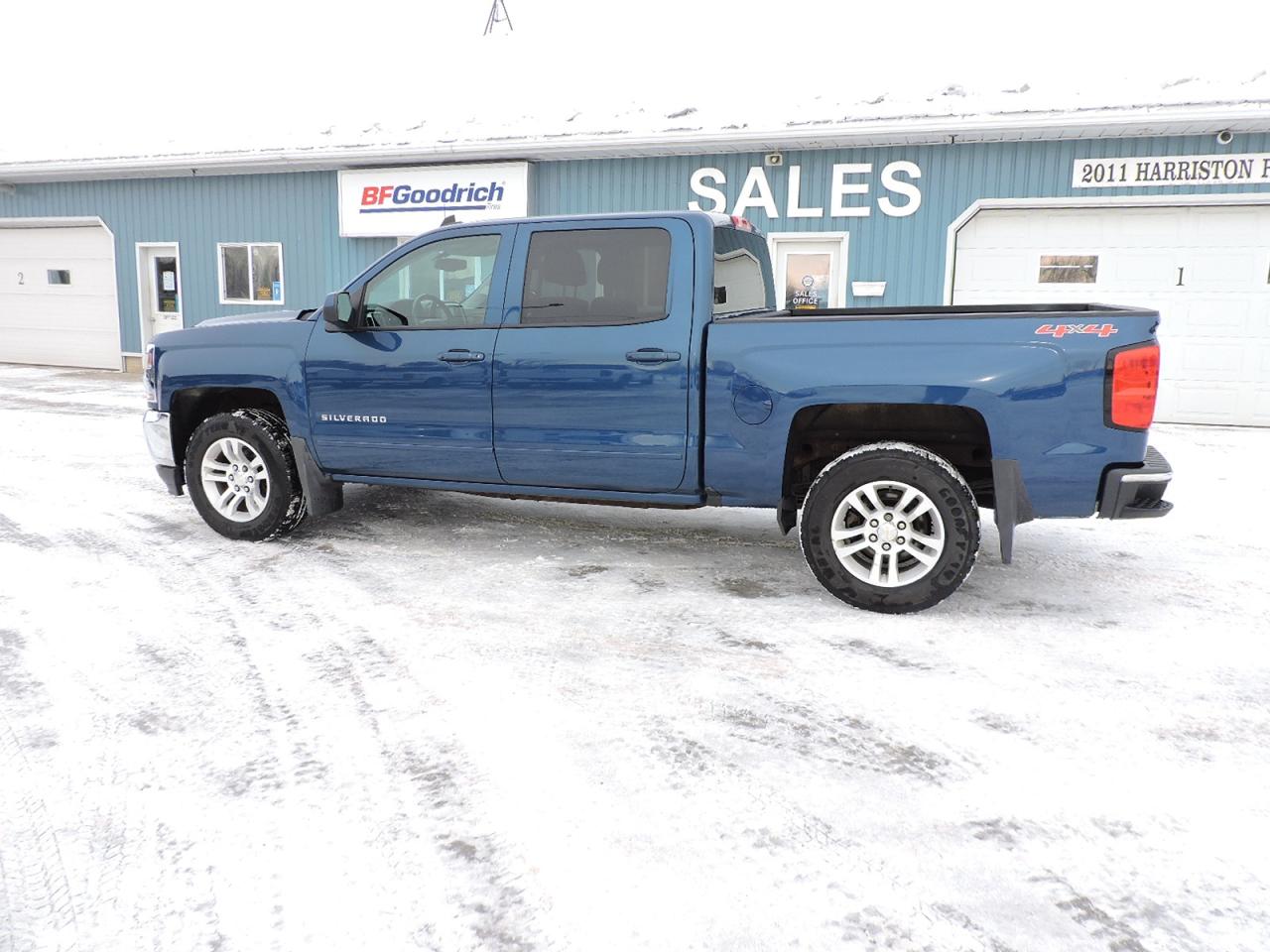 2017 Chevrolet Silverado 1500 LT Photo