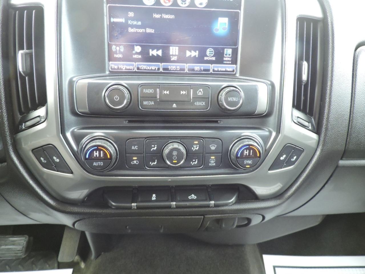 2017 Chevrolet Silverado 1500 LT Photo