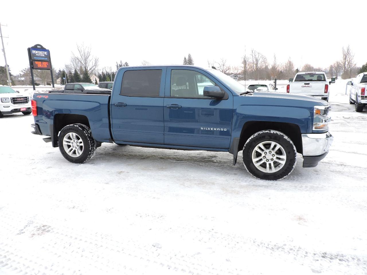 2017 Chevrolet Silverado 1500 LT Photo2