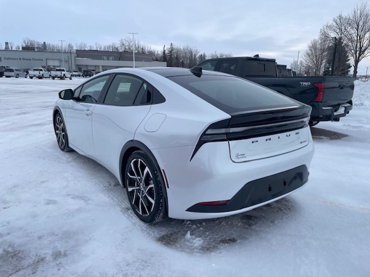 2026 Toyota Prius Plug-In Hybrid XSE Premium Photo2