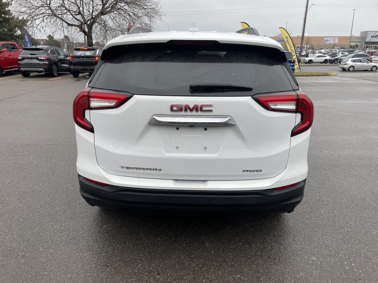 2023 GMC Terrain SLE AWD *One Owner Photo