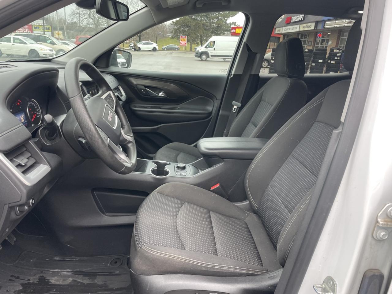 2023 GMC Terrain SLE AWD *One Owner Photo