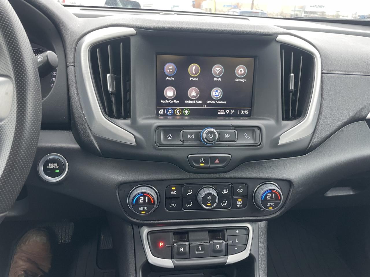 2023 GMC Terrain SLE AWD *One Owner Photo