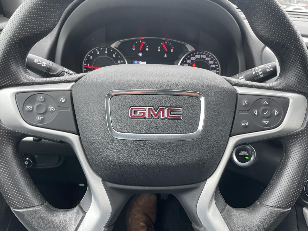 2023 GMC Terrain SLE AWD *One Owner Photo