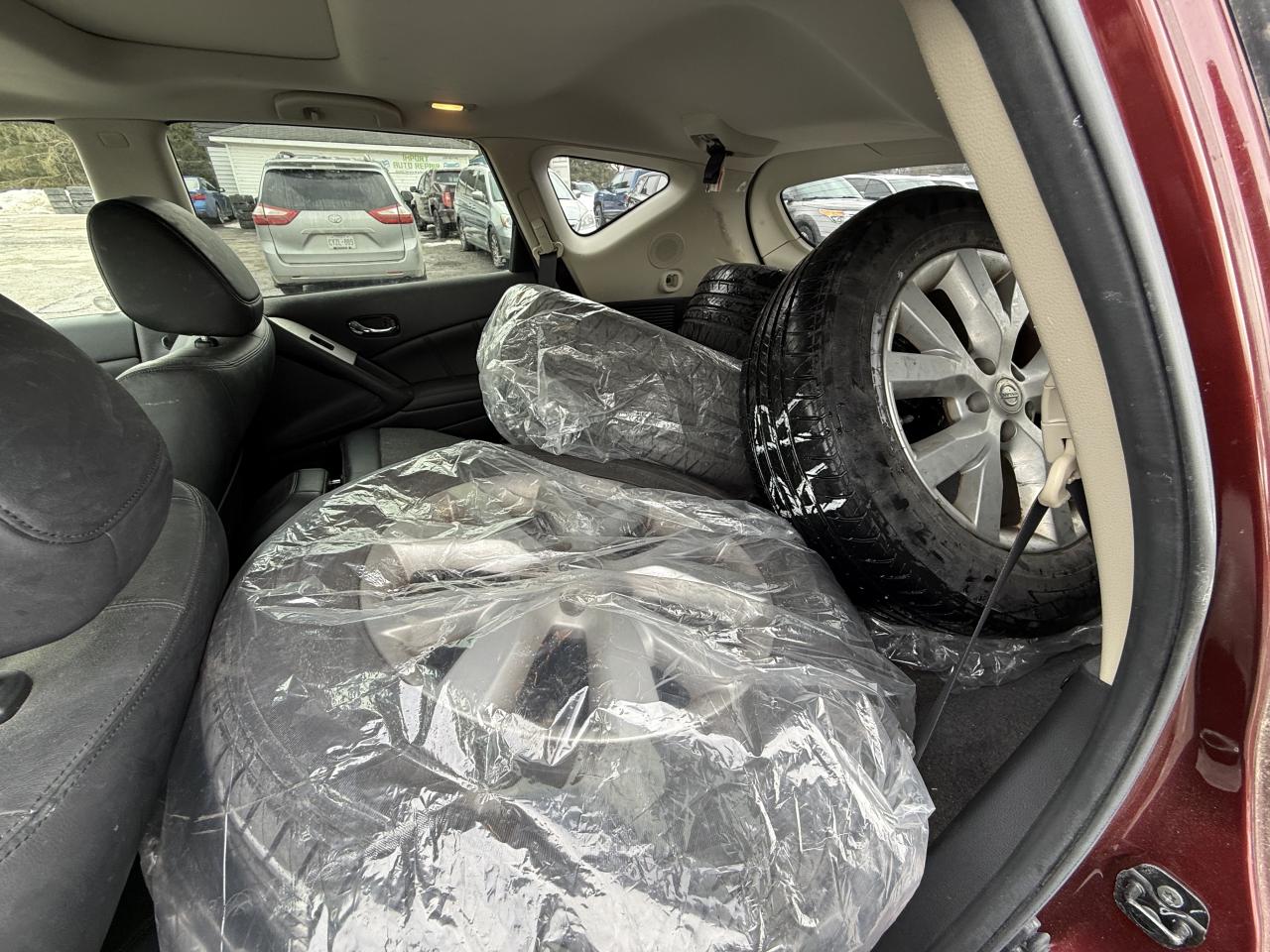 2012 Nissan Murano SL Photo