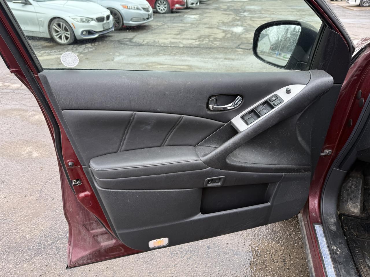 2012 Nissan Murano SL Photo