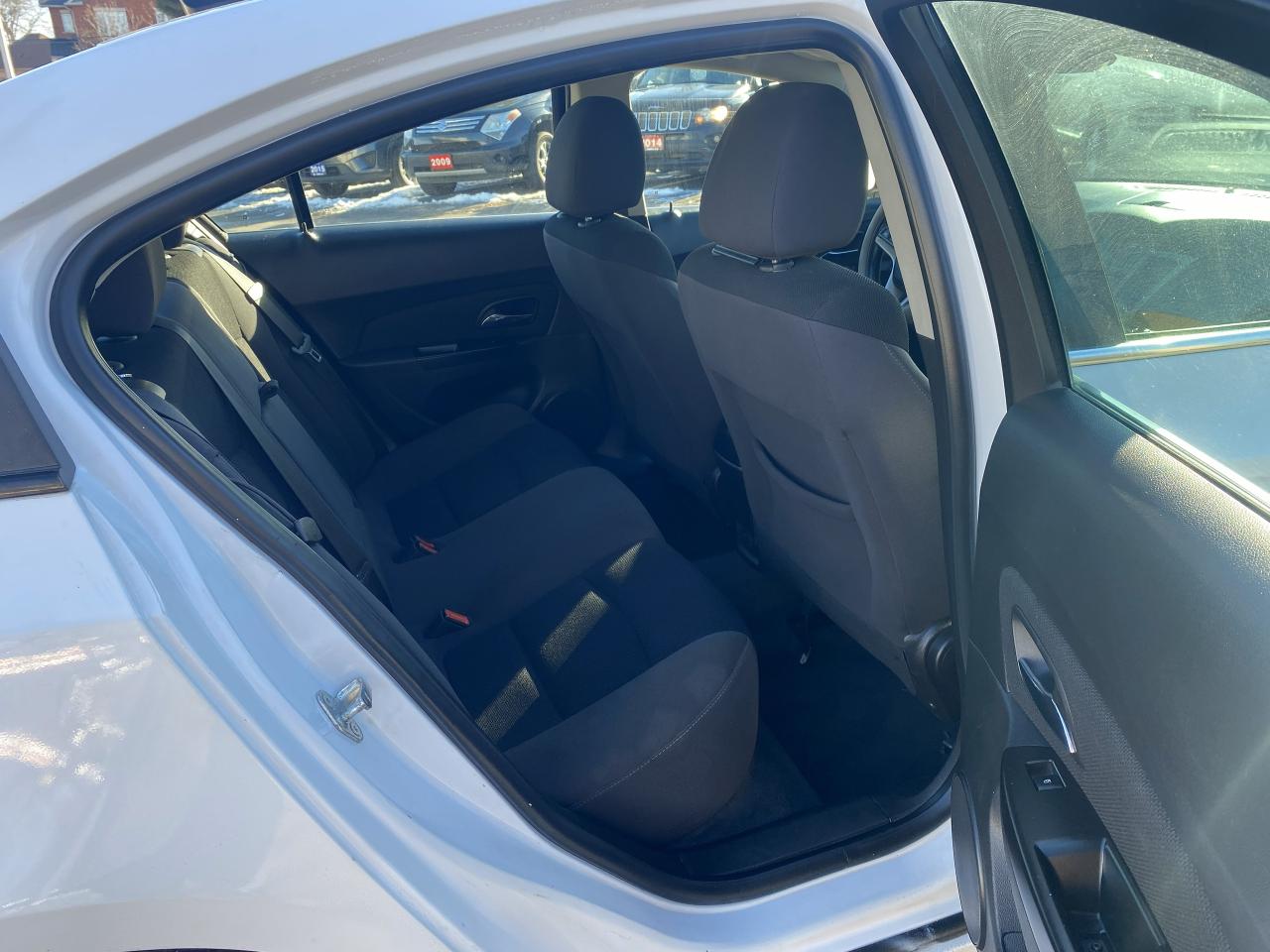 2014 Chevrolet Cruze Automatic/4 Cylinder Gas Saver/Bluetooth Photo