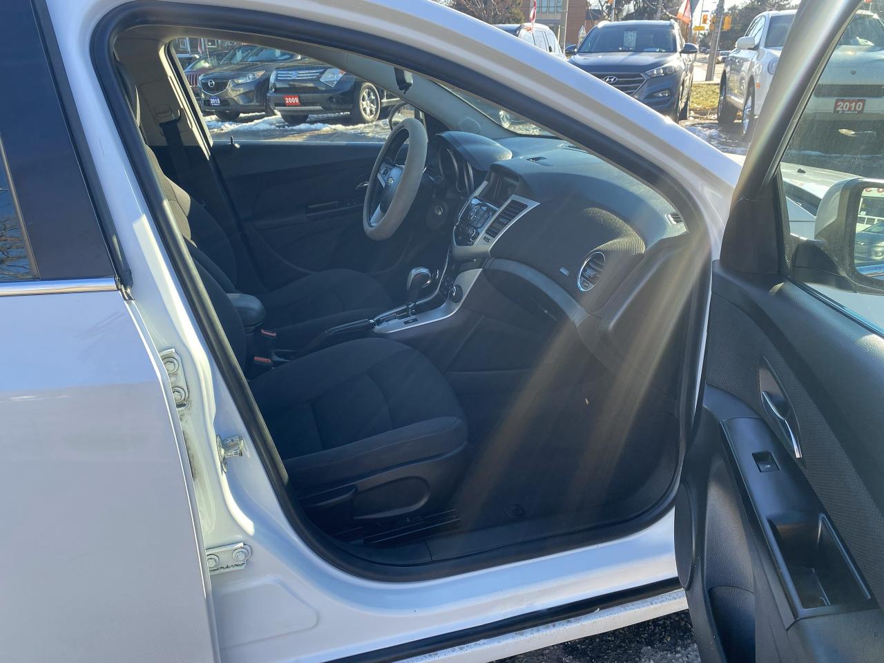 2014 Chevrolet Cruze Automatic/4 Cylinder Gas Saver/Bluetooth Photo