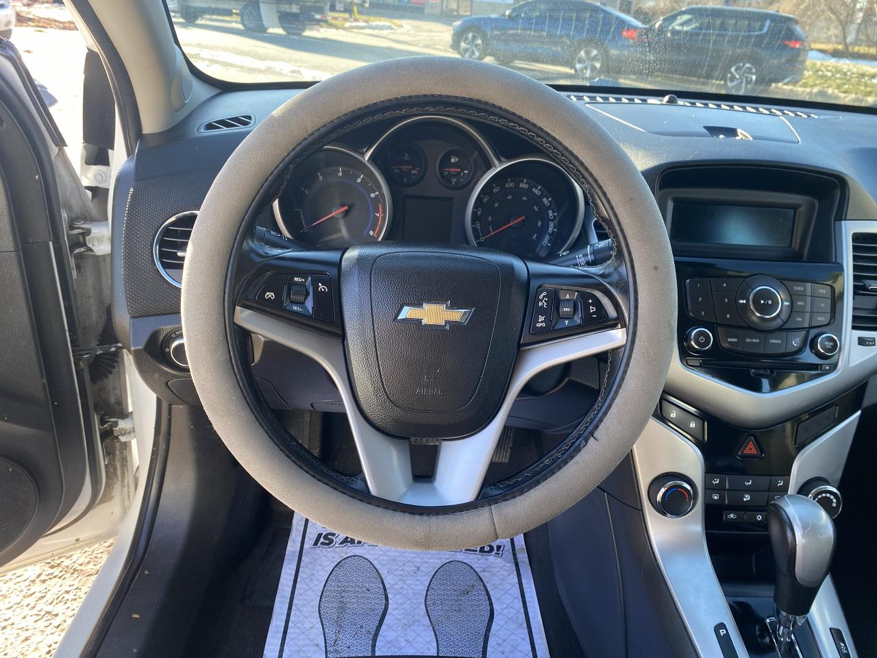 2014 Chevrolet Cruze No Accidents/Automatic/Gas Saver/Bluetooth Photo