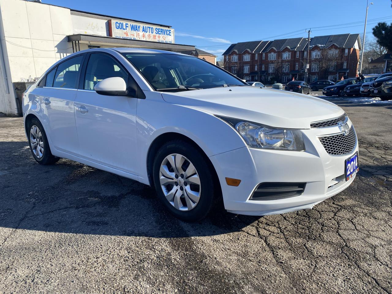 2014 Chevrolet Cruze No Accidents/Automatic/Gas Saver/Bluetooth Photo