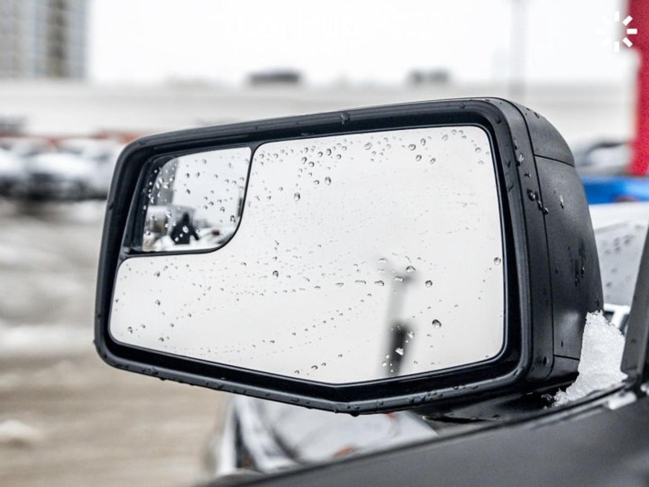 2024 Chevrolet Silverado 1500 Custom 157'' Remote Start Power Seats 20'' Wheels Photo