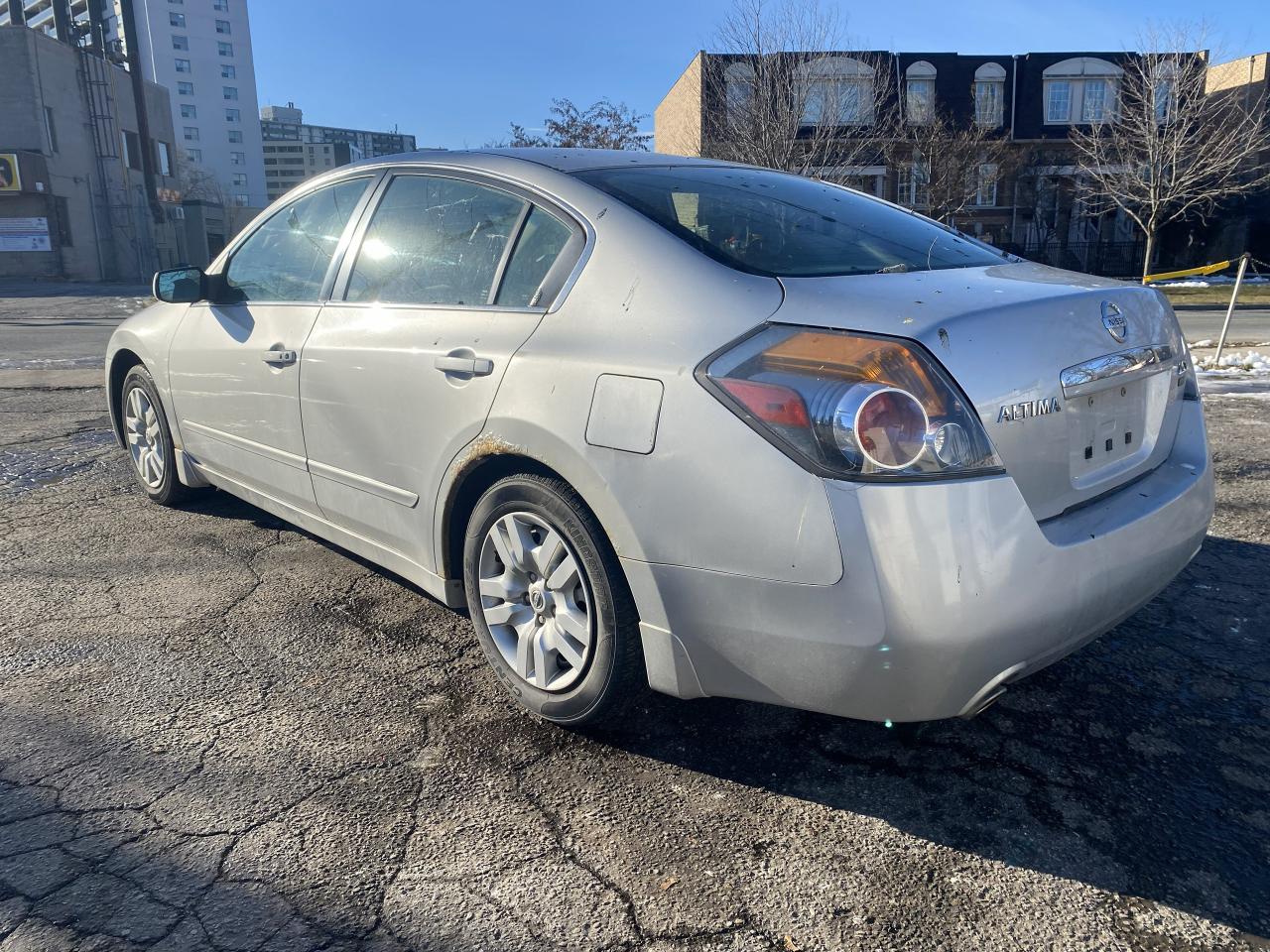 2009 Nissan Altima AS IS Special/Automatic/4 Cylinder Photo