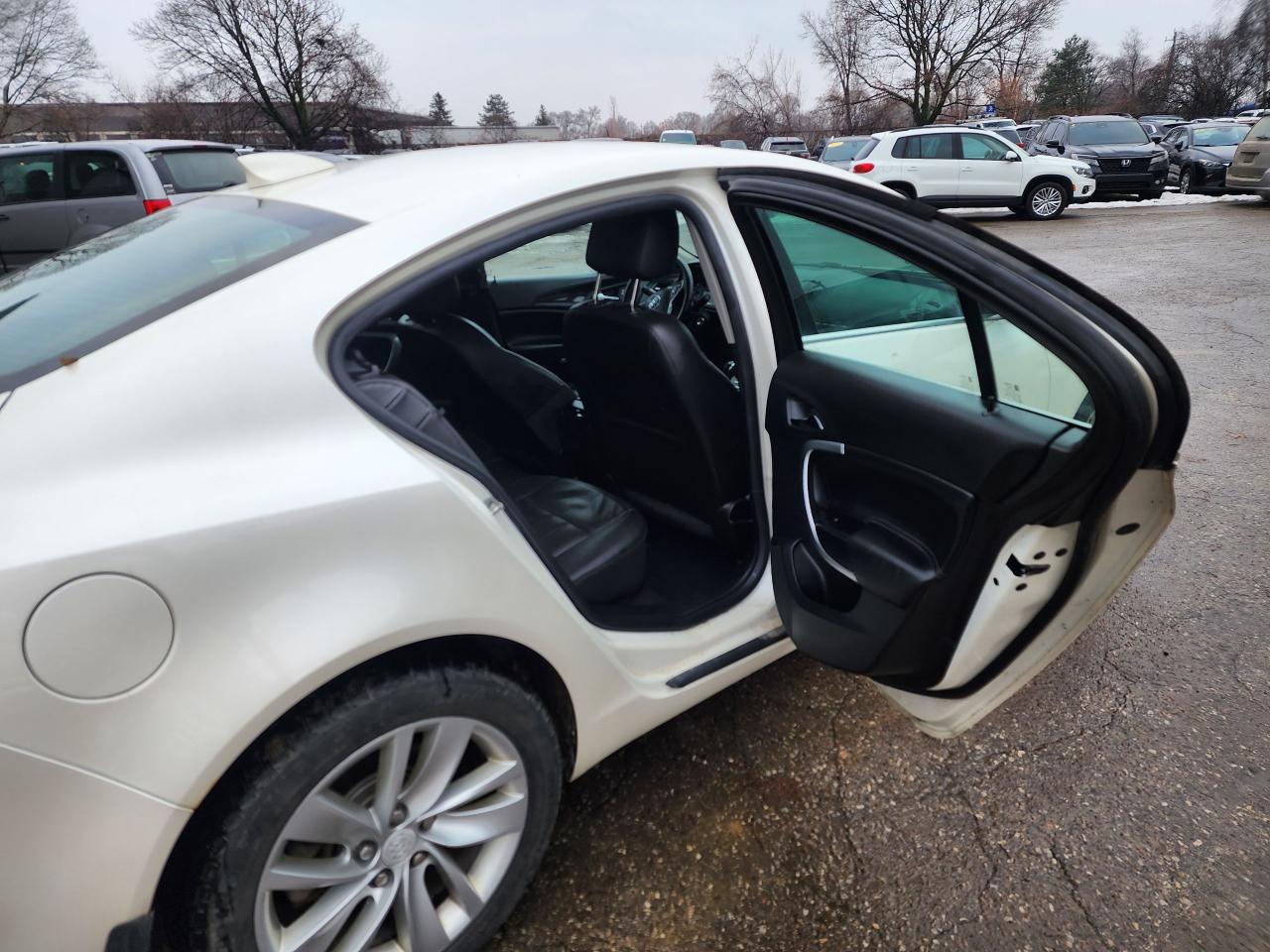 2015 Buick Regal Turbo l Clean Carfax l AWD l Nav l Remote Start Photo