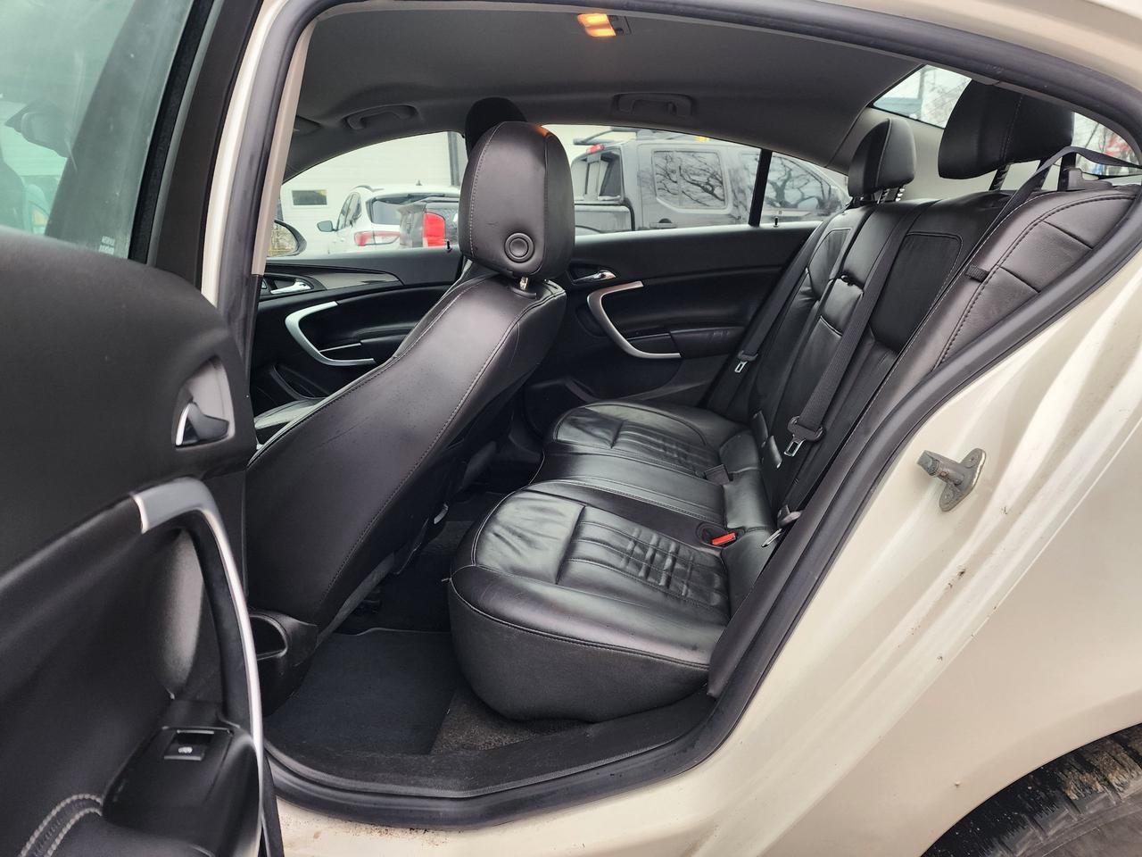 2015 Buick Regal Turbo l Clean Carfax l AWD l Nav l Remote Start Photo