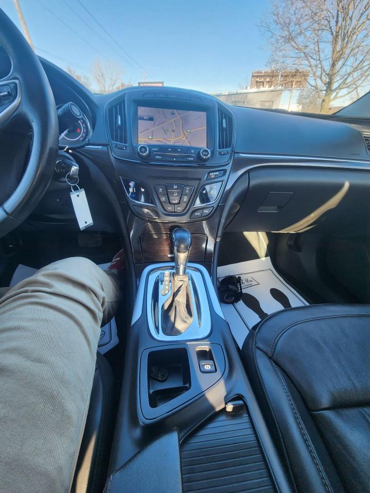 2015 Buick Regal Turbo l Clean Carfax l AWD l Nav l Remote Start Photo