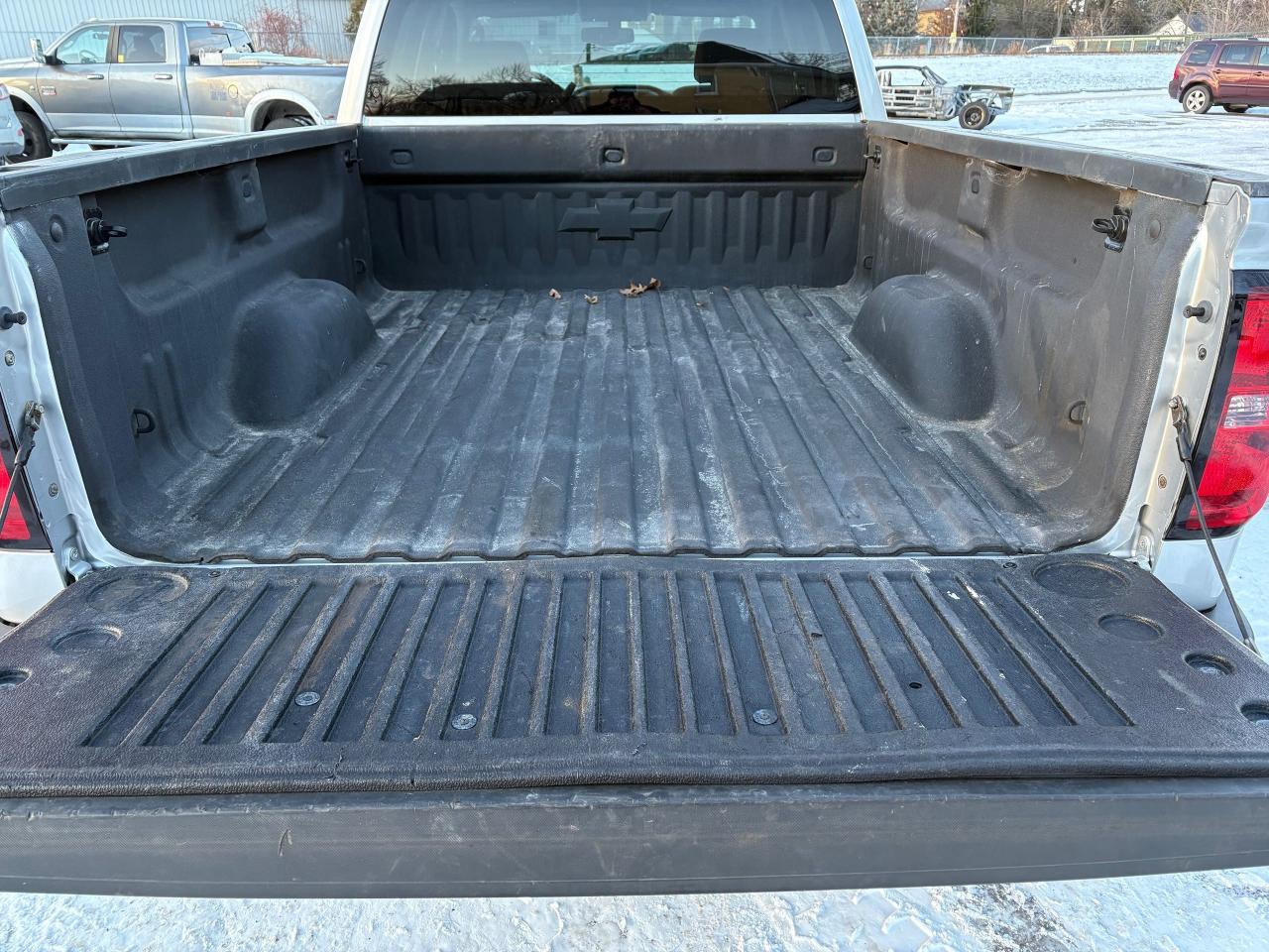 2015 Chevrolet Silverado 1500 LT Photo4