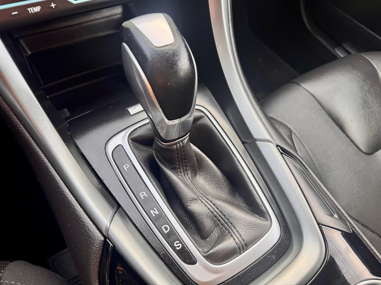 2014 Ford Fusion FINANCING AVAILABLE Photo12