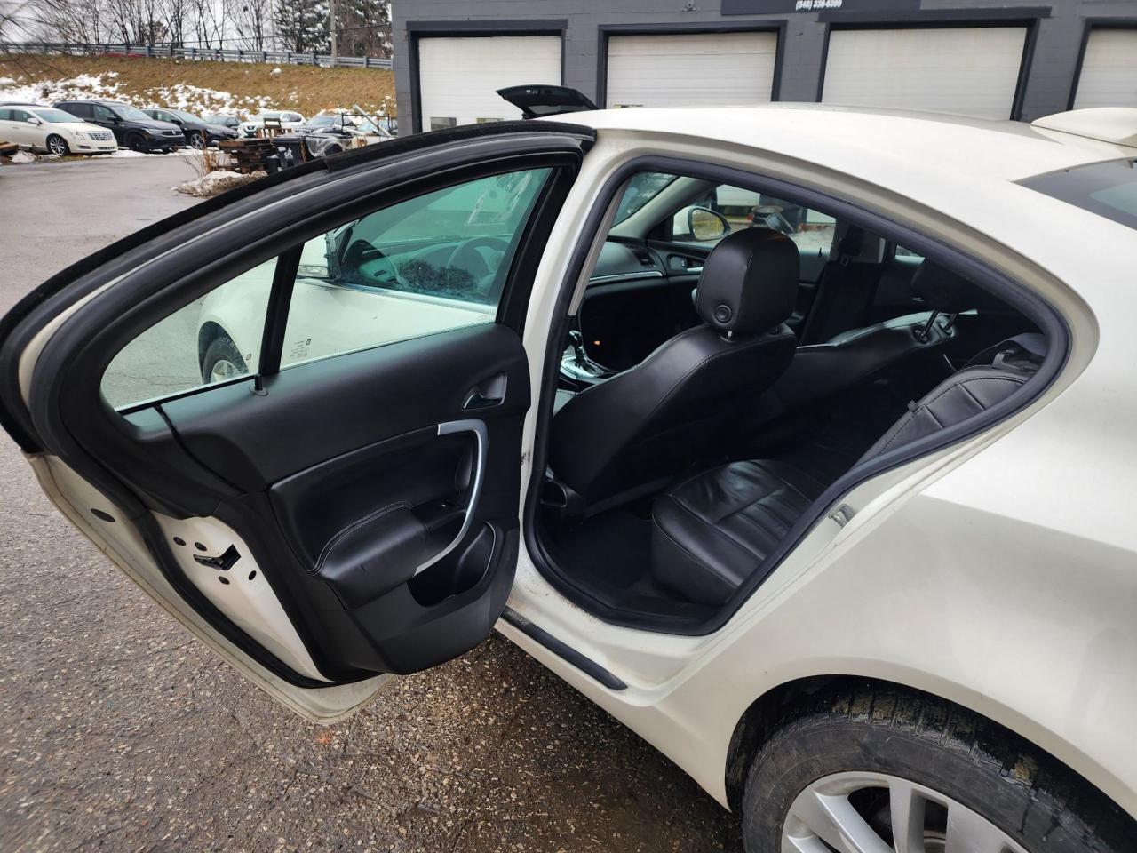 2015 Buick Regal Turbo l Clean Carfax l AWD l Nav l Remote Start