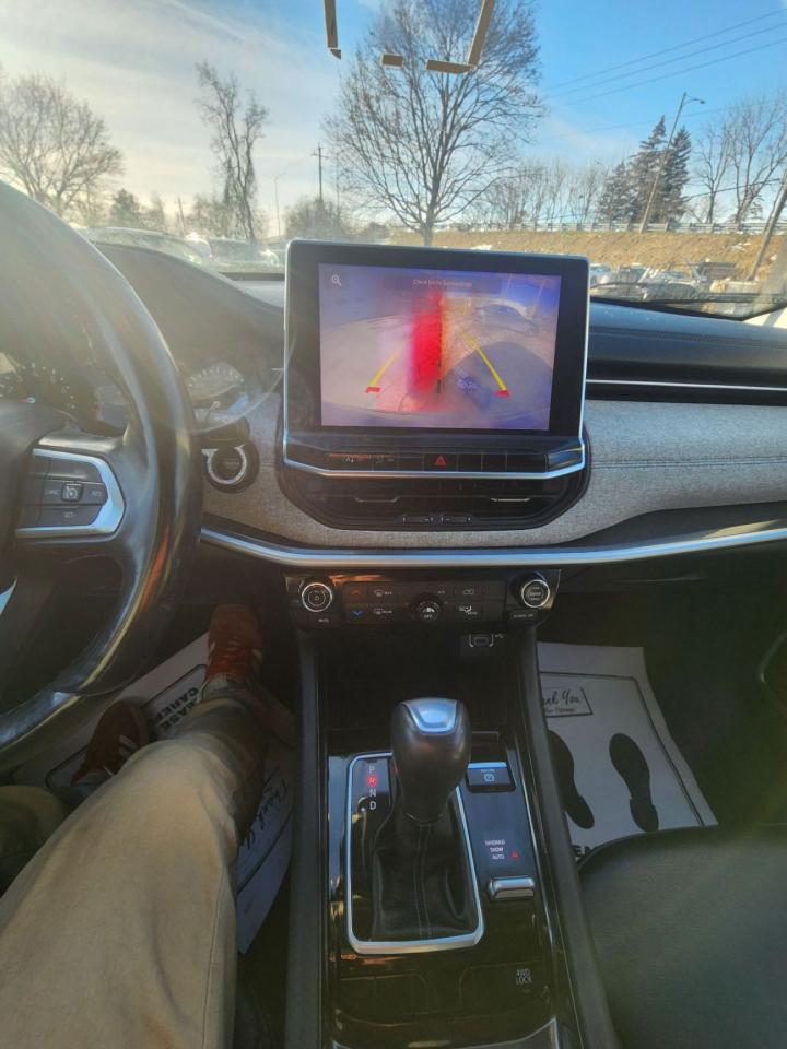 2022 Jeep Compass NORTH l AWD l Heated Seats l Remote Start