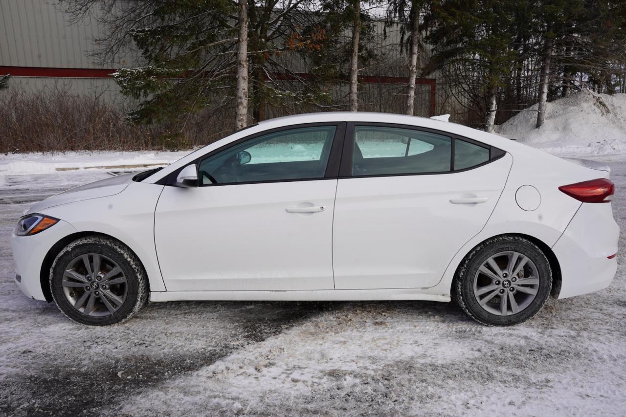 2017 Hyundai Elantra Limited Photo