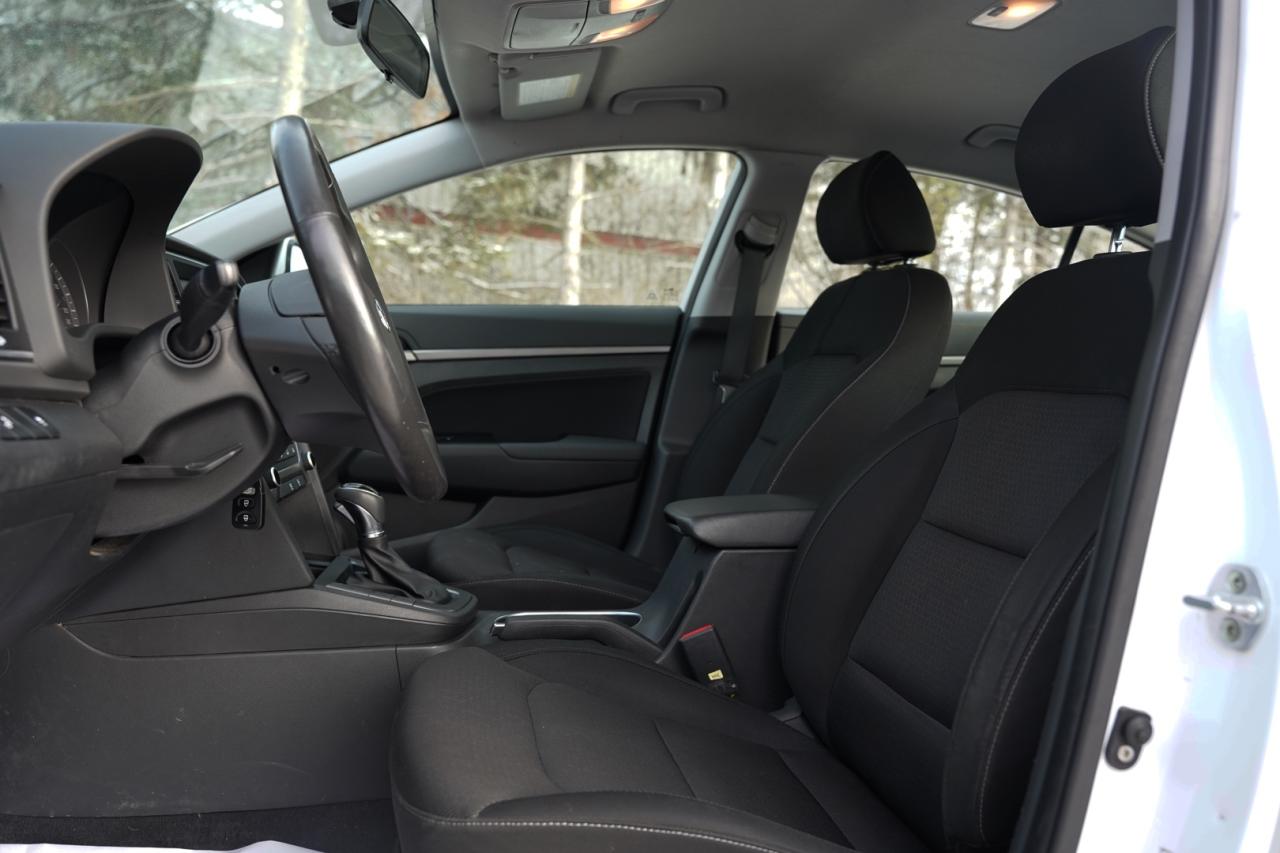 2017 Hyundai Elantra Limited Photo