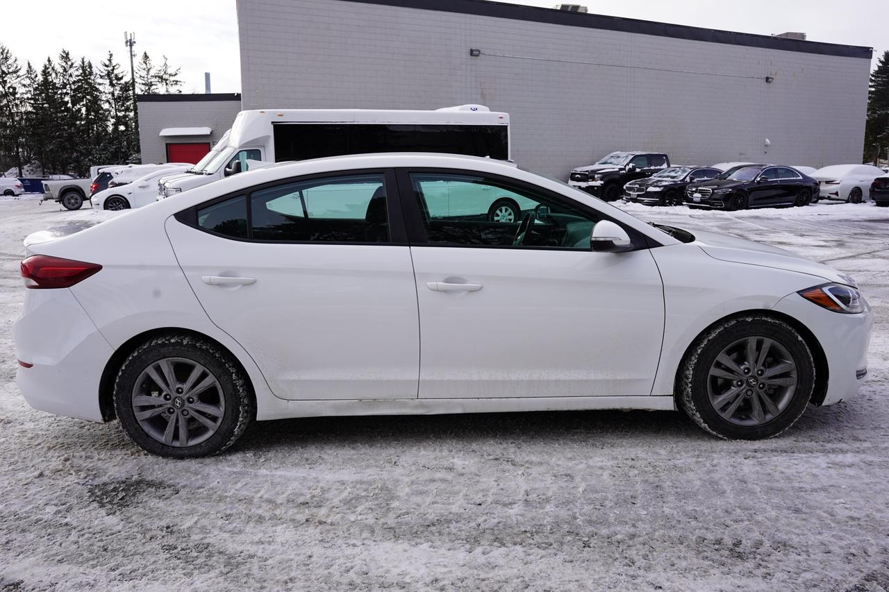 2017 Hyundai Elantra Limited Photo