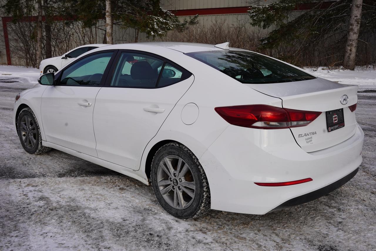 2017 Hyundai Elantra Limited Photo