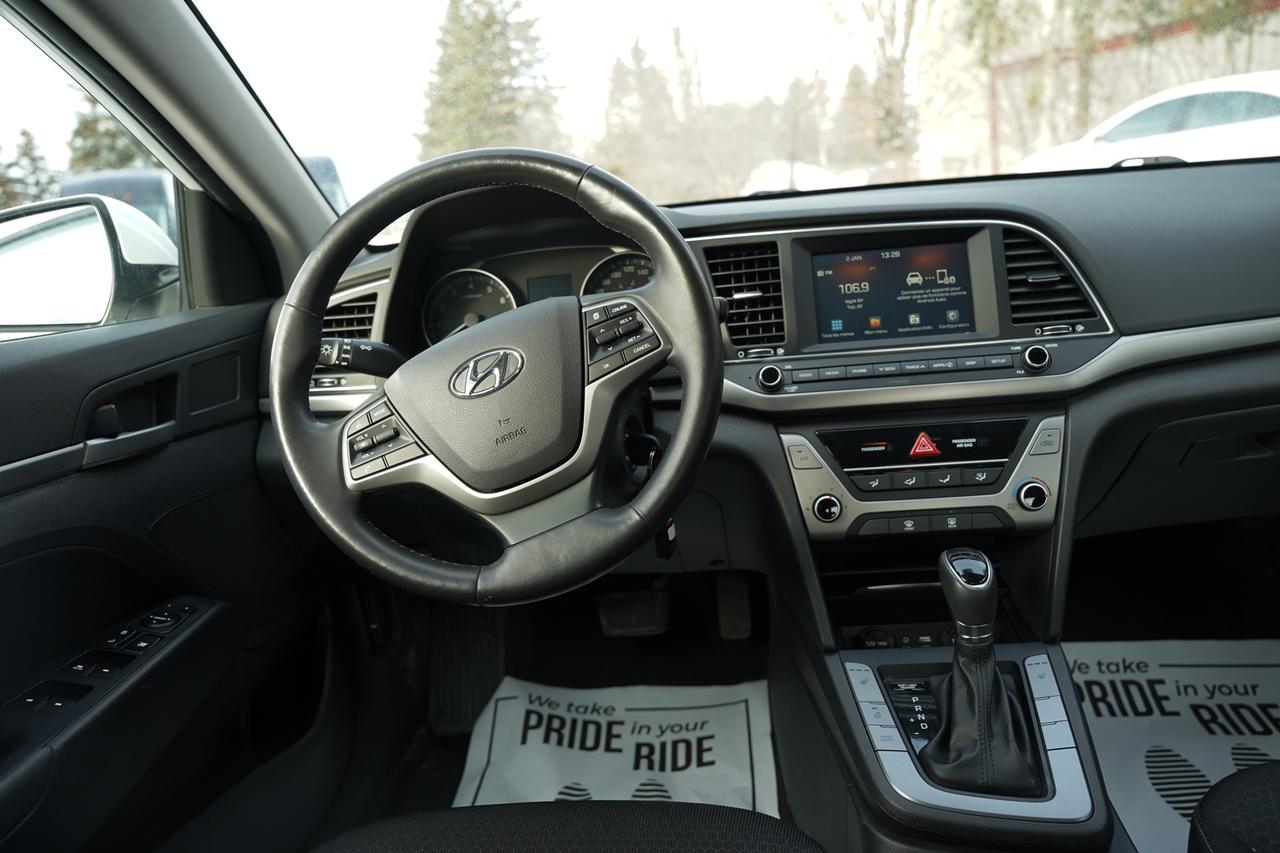 2017 Hyundai Elantra Limited Photo