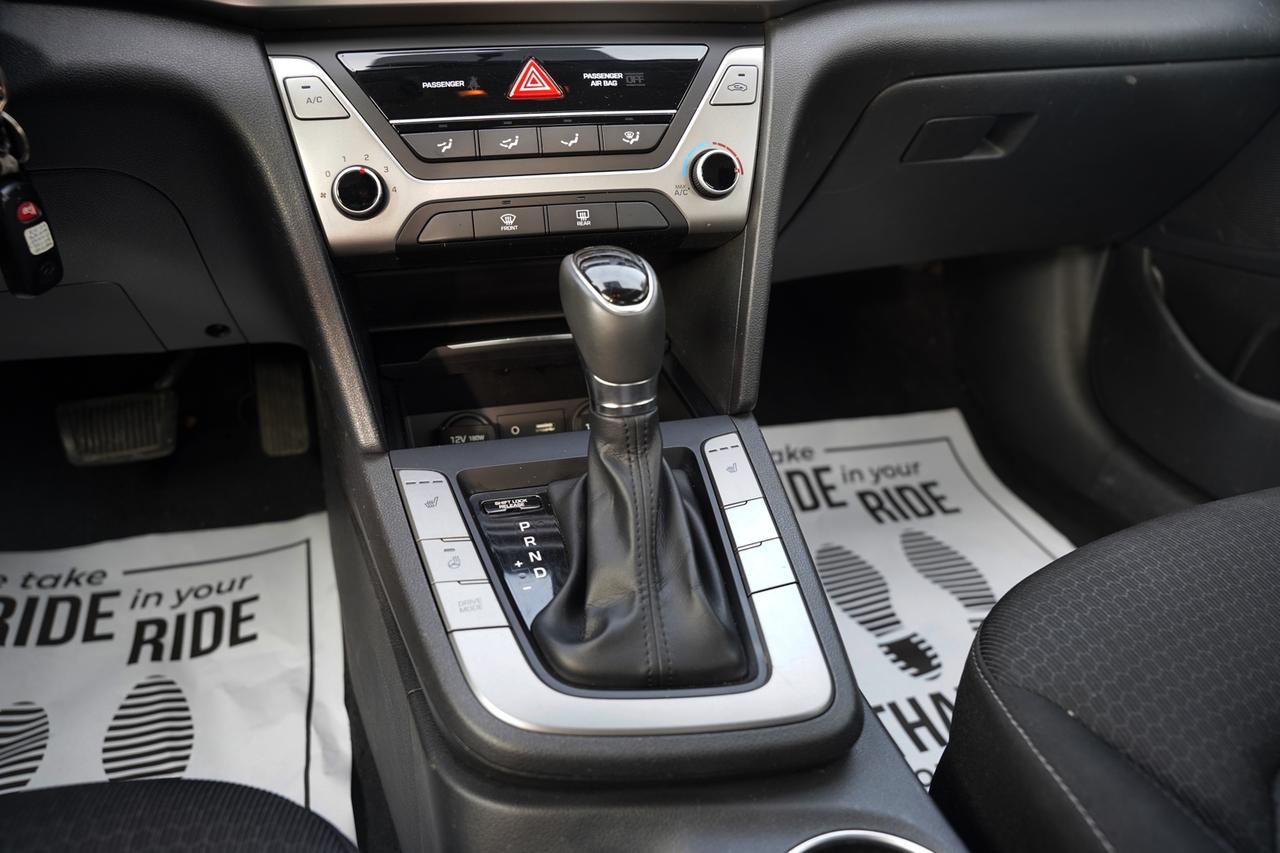 2017 Hyundai Elantra Limited Photo