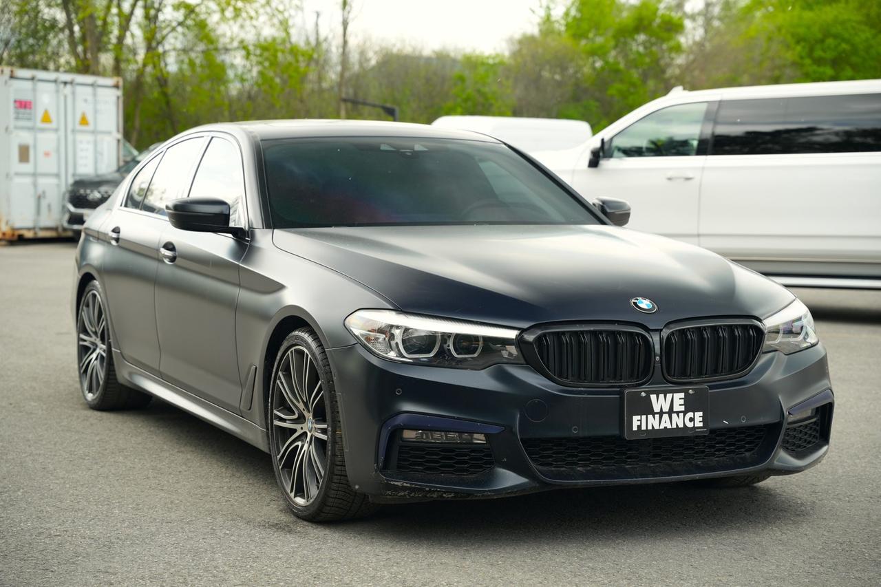 2018 BMW 5 Series 540i xDrive Photo2