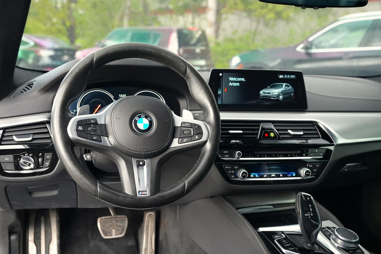 2018 BMW 5 Series 540i xDrive Photo