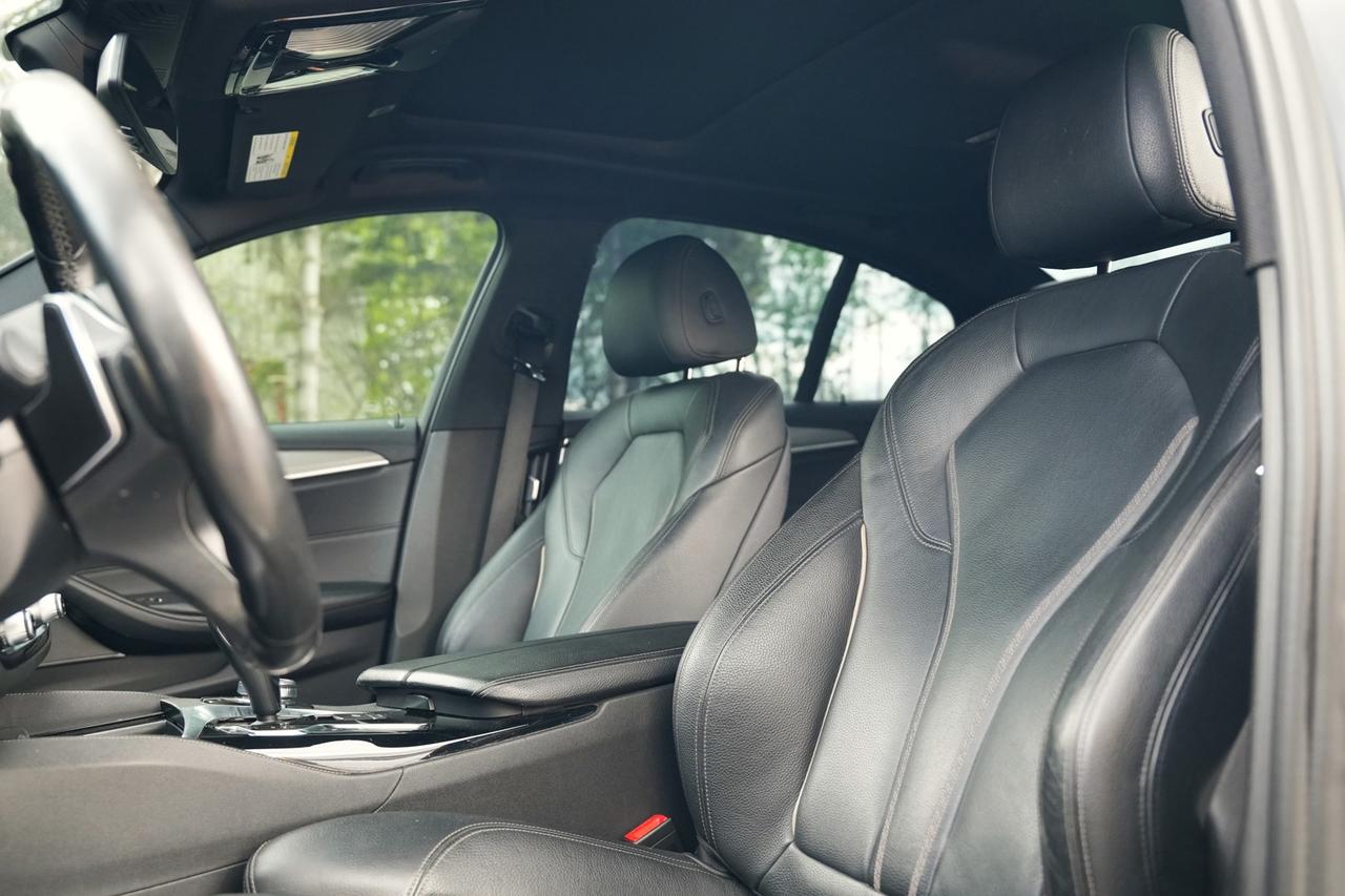 2018 BMW 5 Series 540i xDrive Photo