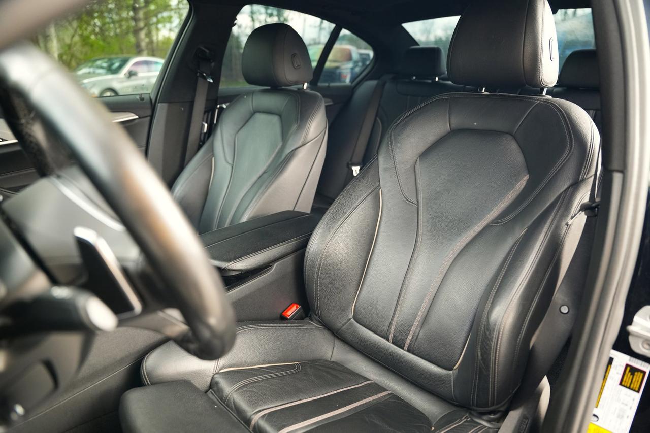 2018 BMW 5 Series 540i xDrive Photo